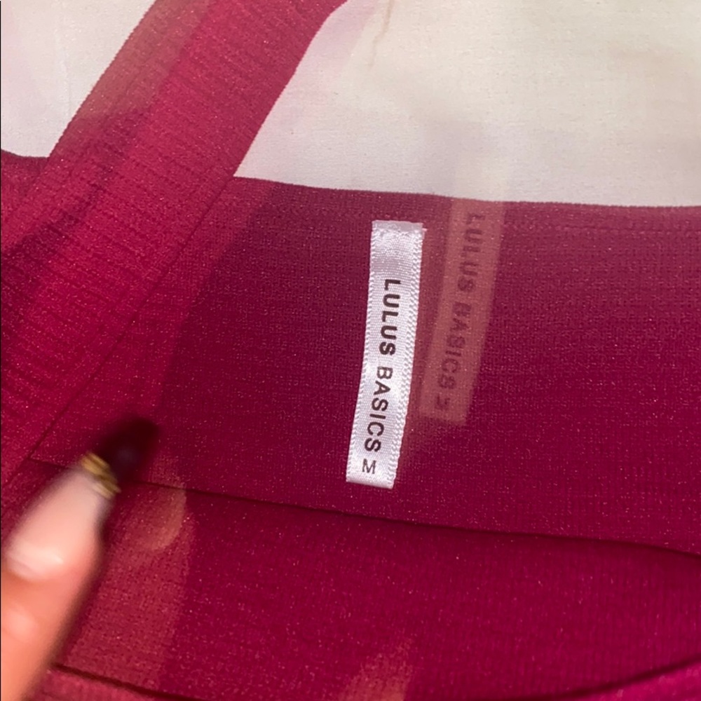 Crop top - Picture 2 of 3
